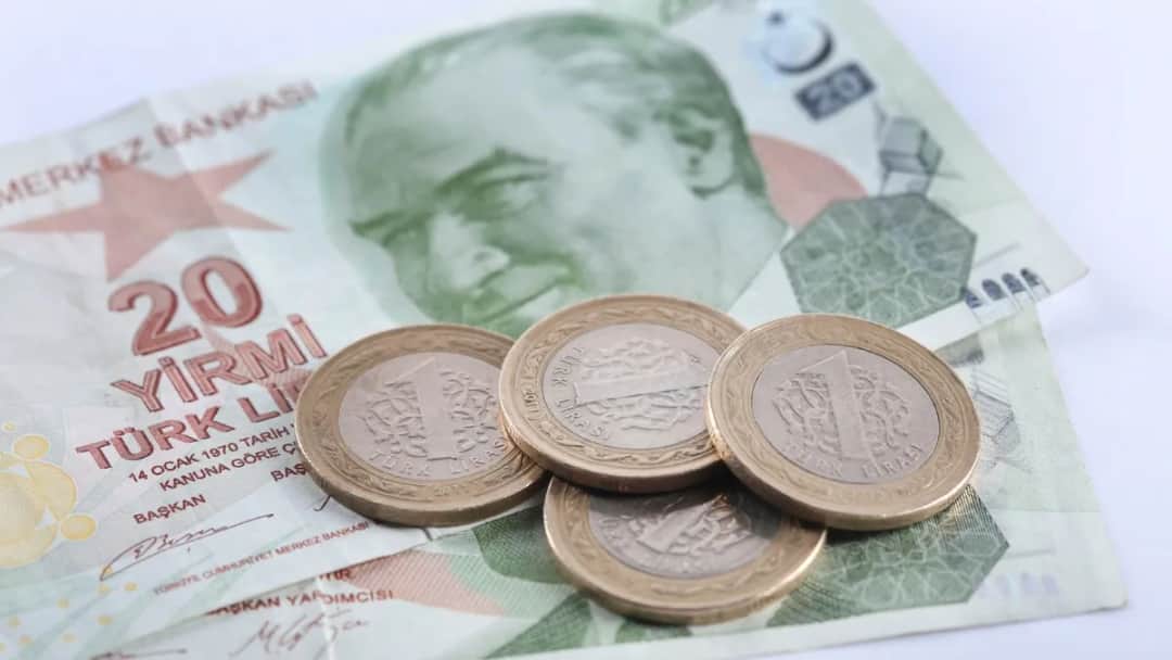 Jaka waluta do Turcji? Praktyczne porady, by uniknąć niepotrzebnych kosztów